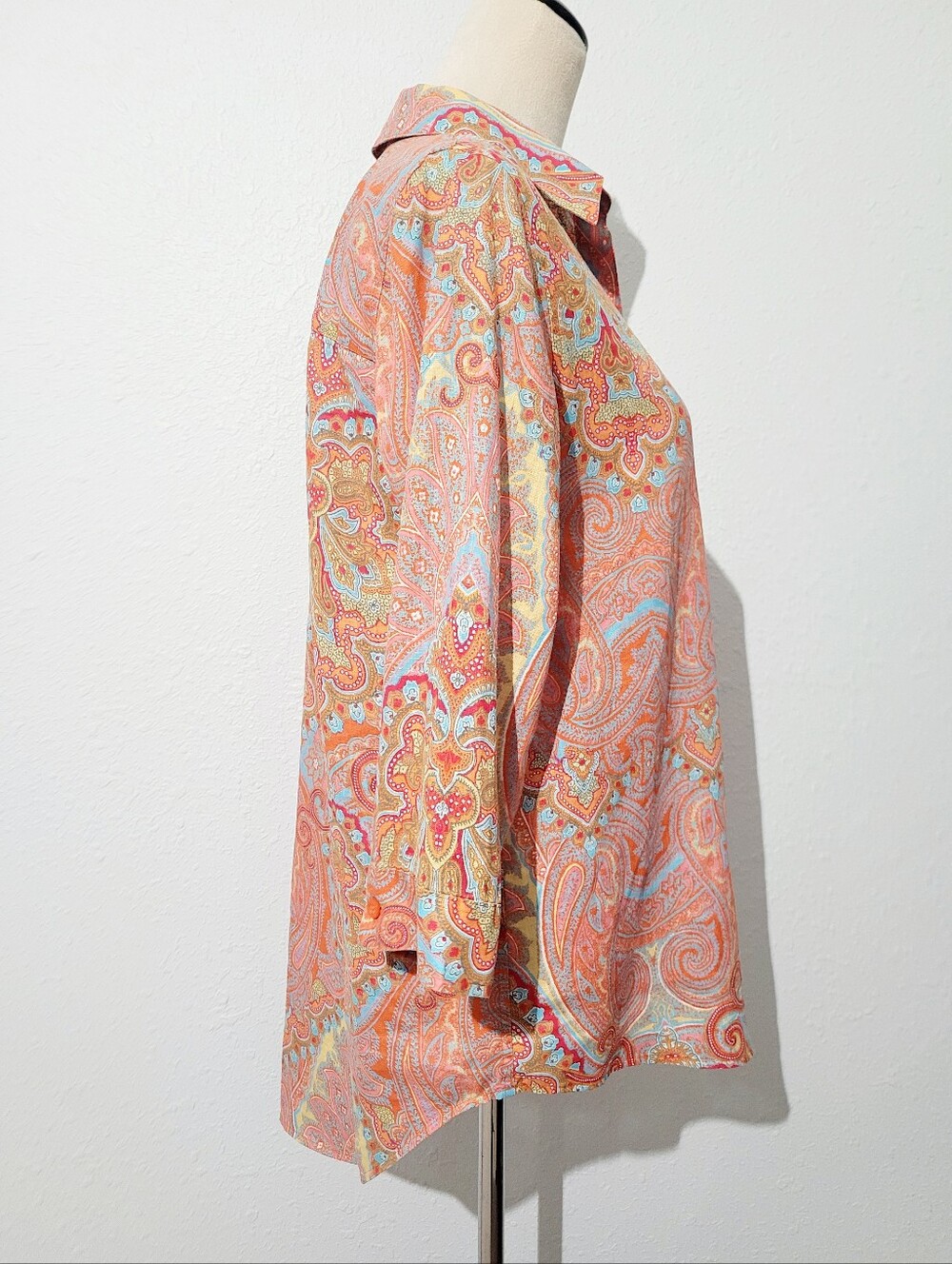 Chico's Size Small 100% Linen Paisley Button Front Shirt Coral Blue 3/4 Sleeve - Picture 4 of 13